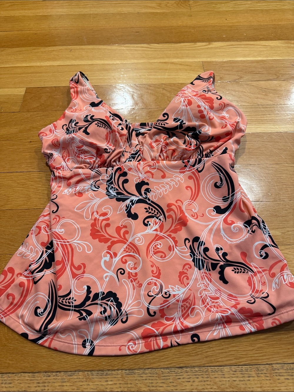Miraclesuit women’s tankini top size 12.